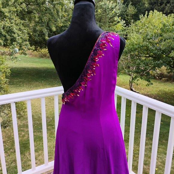 NAZILA COUTURE  size M Sequin Adorned One Shoulder Silk Chiffon Maxi Gown NWT - Picture 8 of 12